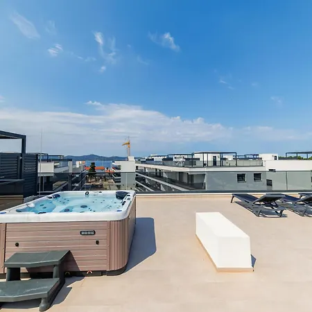 Apartmán The Skyline Penthouse By Belmont Realty *