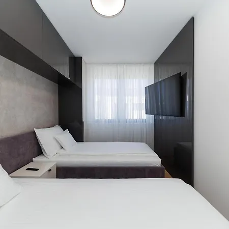 Apartmán The Skyline Penthouse By Belmont Realty