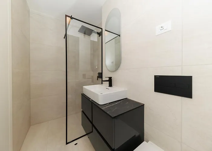 The Skyline Penthouse By Belmont Realty Appartement *