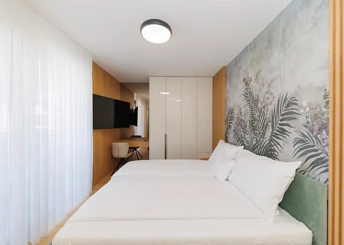 The Skyline Penthouse By Belmont Realty Appartement *
